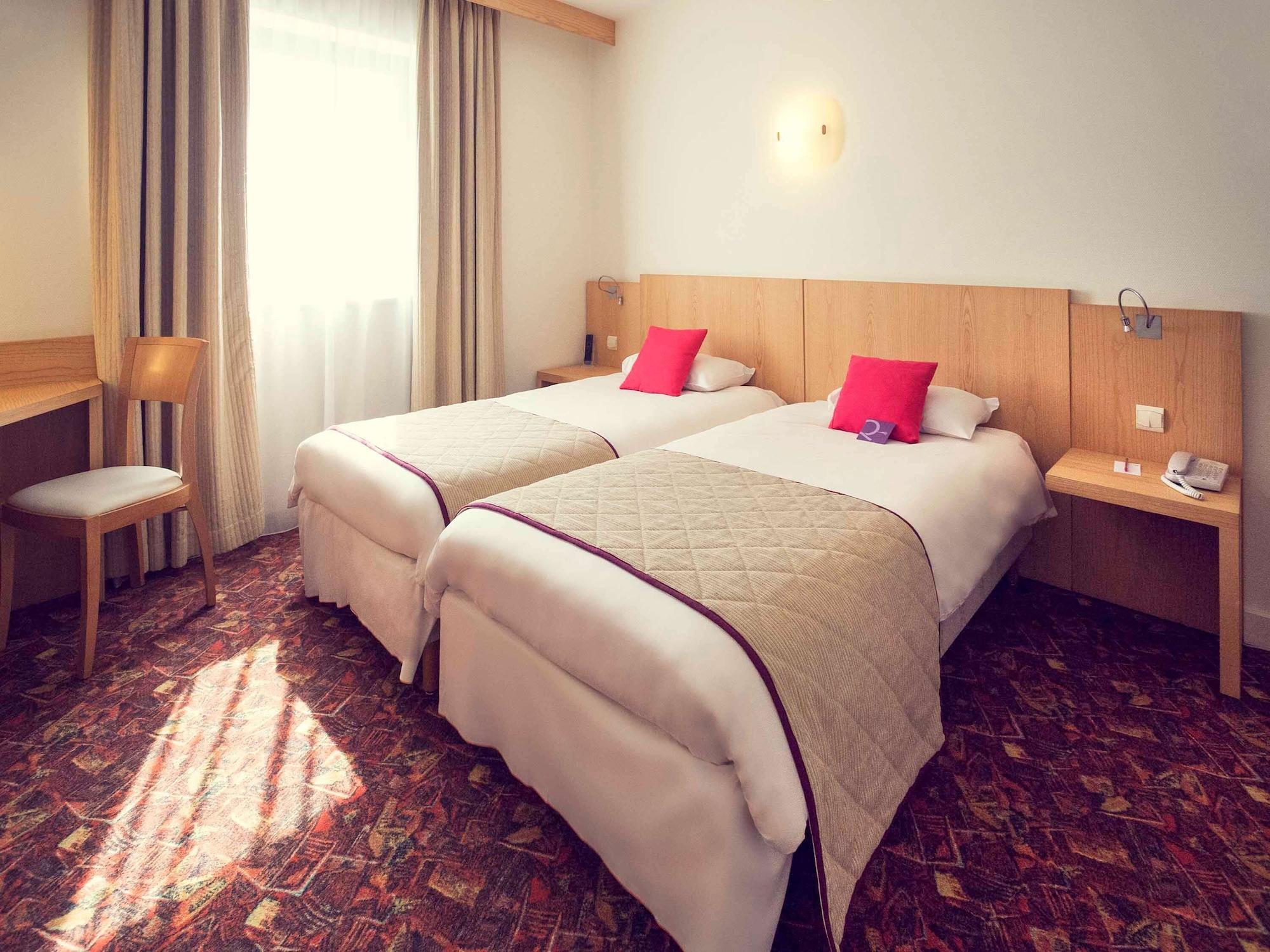Mercure Tours Sud Жуе-ле-Тур Екстериор снимка